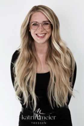 nach der Haarverlängerung von vorne